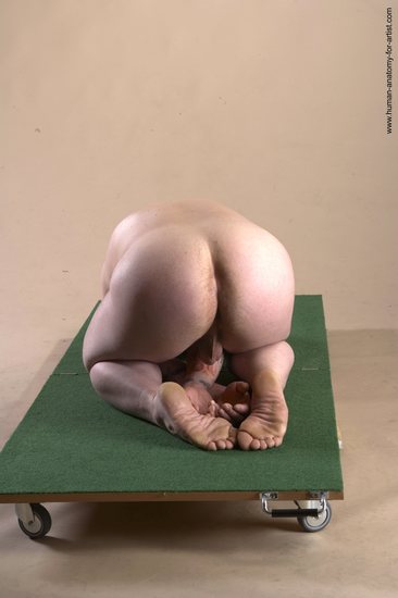 Nude Man White Kneeling poses - ALL Average Long Brown Kneeling poses - on both knees Realistic