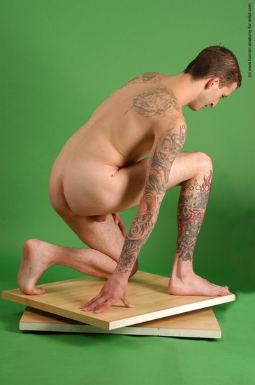 Nude Man White Kneeling poses - ALL Slim Short Brown Kneeling poses - on one knee Realistic