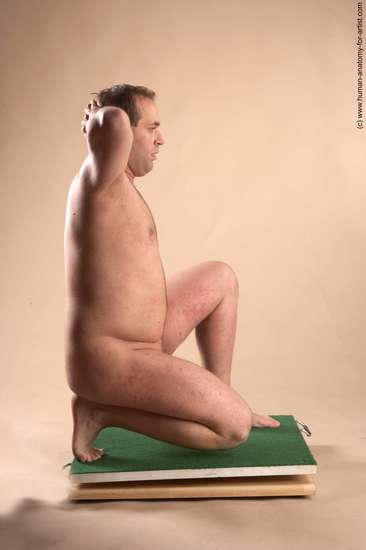 Nude Man White Kneeling poses - ALL Average Short Brown Kneeling poses - on one knee Realistic