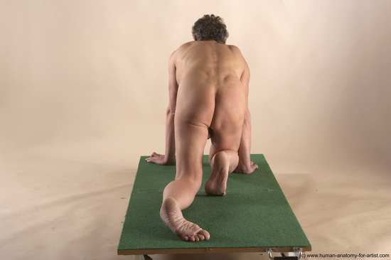 Nude Man White Kneeling poses - ALL Slim Short Grey Kneeling poses - on one knee Realistic