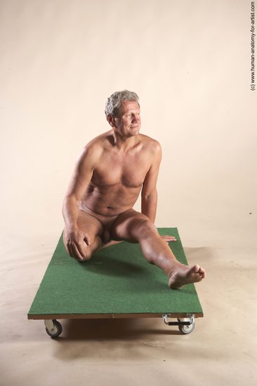 Nude Man White Kneeling poses - ALL Slim Short Grey Kneeling poses - on one knee Realistic