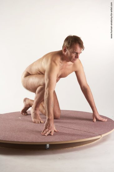 Nude Man White Kneeling poses - ALL Average Short Brown Kneeling poses - on one knee Realistic