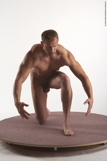 Nude Man White Kneeling poses - ALL Average Short Brown Kneeling poses - on one knee Realistic