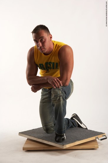 Casual Man White Kneeling poses - ALL Muscular Short Brown Kneeling poses - on both knees Academic