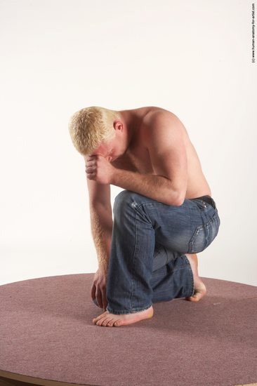 Casual Man White Kneeling poses - ALL Slim Short Blond Kneeling poses - on one knee Academic