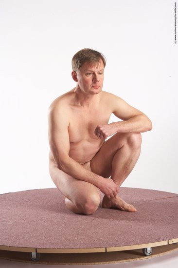 Nude Man White Kneeling poses - ALL Average Short Grey Kneeling poses - on one knee Realistic