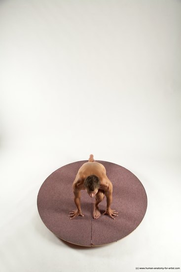 Nude Man White Kneeling poses - ALL Athletic Short Brown Kneeling poses - on one knee Multi angles poses Realistic