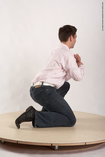 Casual Man White Kneeling poses - ALL Average Short Brown Kneeling poses - on one knee Academic