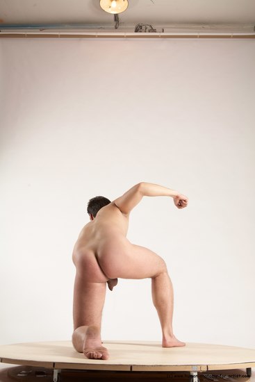 Nude Man White Kneeling poses - ALL Average Short Brown Kneeling poses - on one knee Multi angles poses Realistic