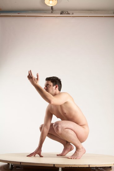 Nude Man White Standing poses - ALL Average Short Brown Standing poses - knee-bend Multi angles poses Realistic