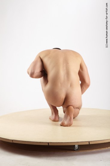 Nude Man White Kneeling poses - ALL Slim Short Brown Kneeling poses - on one knee Realistic