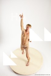 alexandr standing 02a