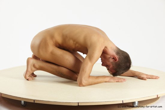 Nude Man White Kneeling poses - ALL Athletic Short Brown Kneeling poses - on both knees Multi angles poses Realistic