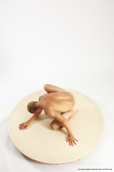 Nude Man White Kneeling poses - ALL Athletic Short Brown Kneeling poses - on one knee Multi angles poses Realistic