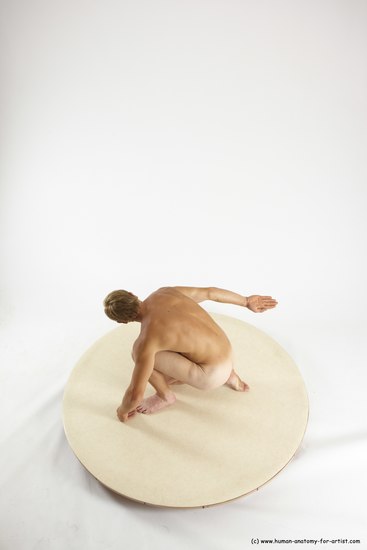 Nude Man White Kneeling poses - ALL Athletic Short Brown Kneeling poses - on one knee Multi angles poses Realistic