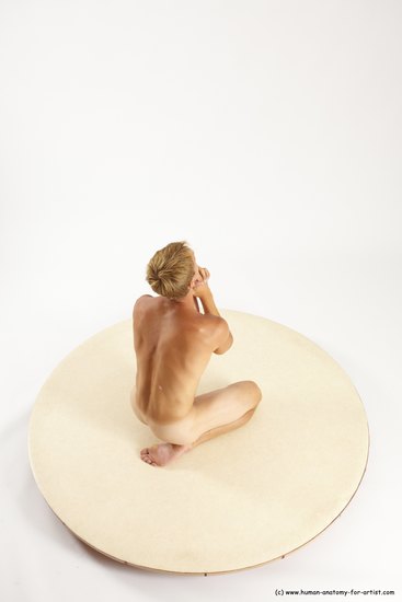 Nude Man White Kneeling poses - ALL Athletic Short Blond Kneeling poses - on one knee Multi angles poses Realistic