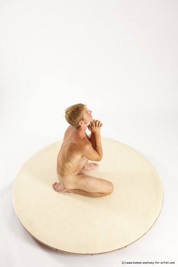 Nude Man White Kneeling poses - ALL Athletic Short Blond Kneeling poses - on one knee Multi angles poses Realistic