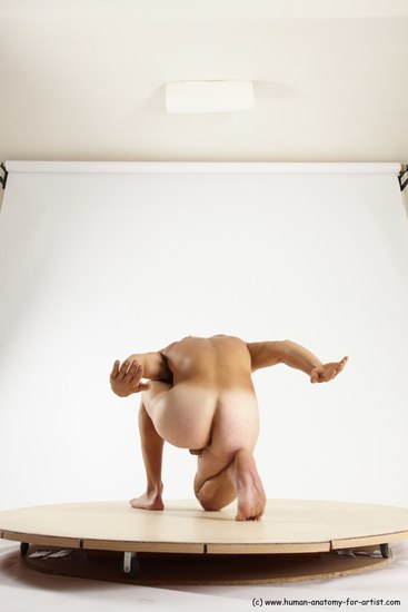 Nude Man White Kneeling poses - ALL Athletic Short Brown Kneeling poses - on one knee Multi angles poses Realistic