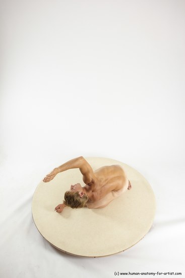 Nude Man White Kneeling poses - ALL Athletic Short Brown Kneeling poses - on both knees Multi angles poses Realistic