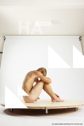 alexandr sitting 09c