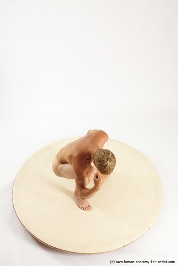 Nude Man White Kneeling poses - ALL Athletic Short Brown Kneeling poses - on one knee Multi angles poses Realistic