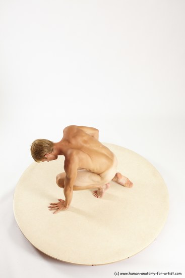 Nude Man White Kneeling poses - ALL Athletic Short Brown Kneeling poses - on one knee Multi angles poses Realistic