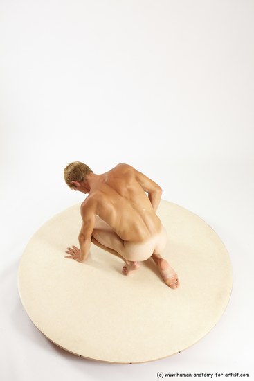 Nude Man White Kneeling poses - ALL Athletic Short Brown Kneeling poses - on one knee Multi angles poses Realistic