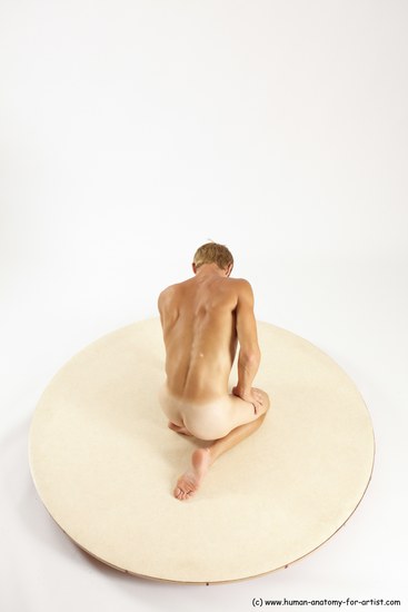 Nude Man White Kneeling poses - ALL Athletic Short Brown Kneeling poses - on one knee Multi angles poses Realistic