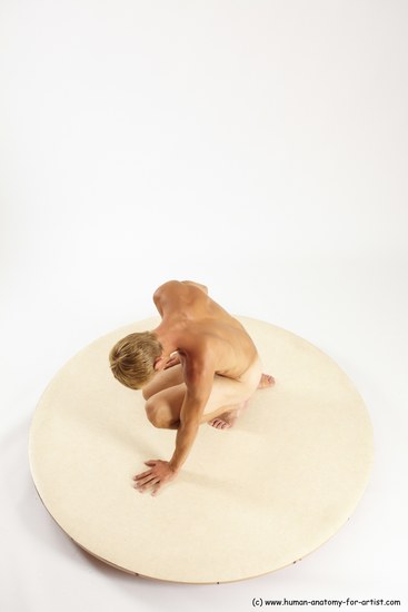 Nude Man White Kneeling poses - ALL Athletic Short Brown Kneeling poses - on one knee Multi angles poses Realistic