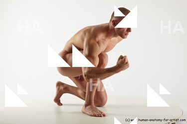 reference of kneeling bystrik 32