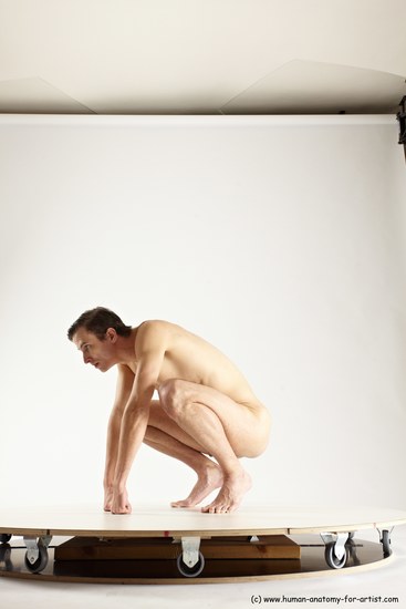 Nude Man White Standing poses - ALL Athletic Short Brown Standing poses - knee-bend Multi angles poses Realistic