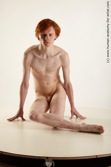 Nude Man White Kneeling poses - ALL Slim Medium Red Kneeling poses - on one knee Realistic