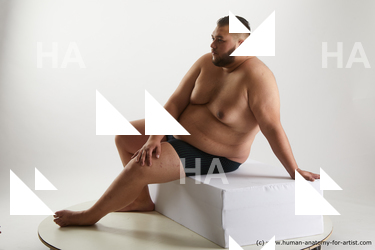 sitting reference ronaldo biggato 01