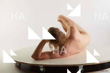 laying reference arvid 04