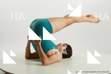 laying reference jorge 06