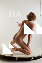 kneeling reference arvid 06