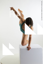 kneeling reference jorge 03