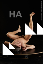 laying reference lutro 03