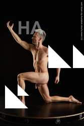 kneeling reference lutro 03