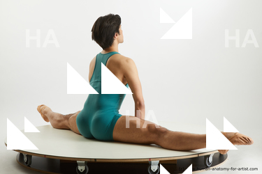 sitting reference jorge 06