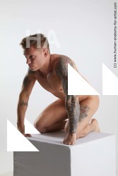 kneeling reference gilbert 01