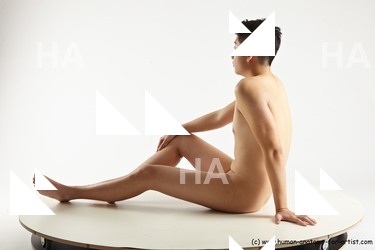 sitting reference wade 03