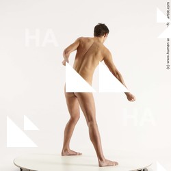 standing reference moric 06