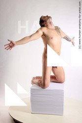 kneeling reference dash 07