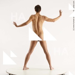 standing reference moric 05