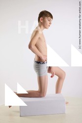 kneeling reference archie 07