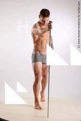 standing reference piero 07