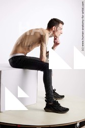 sitting reference dio 07