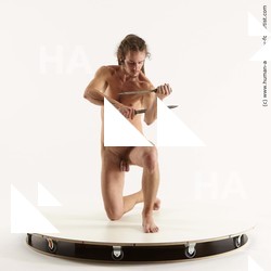 kneeling reference vavrinec 02