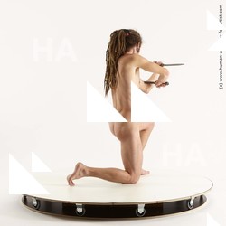 kneeling reference vavrinec 07